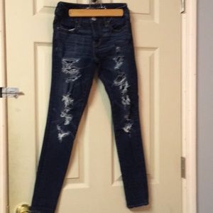 American Eagle 360 Super Stretch Jeggings. Distressed. Size 0